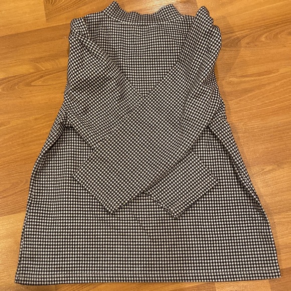 NAF NAF black and white blouse from 2020 - Picture 5 of 6